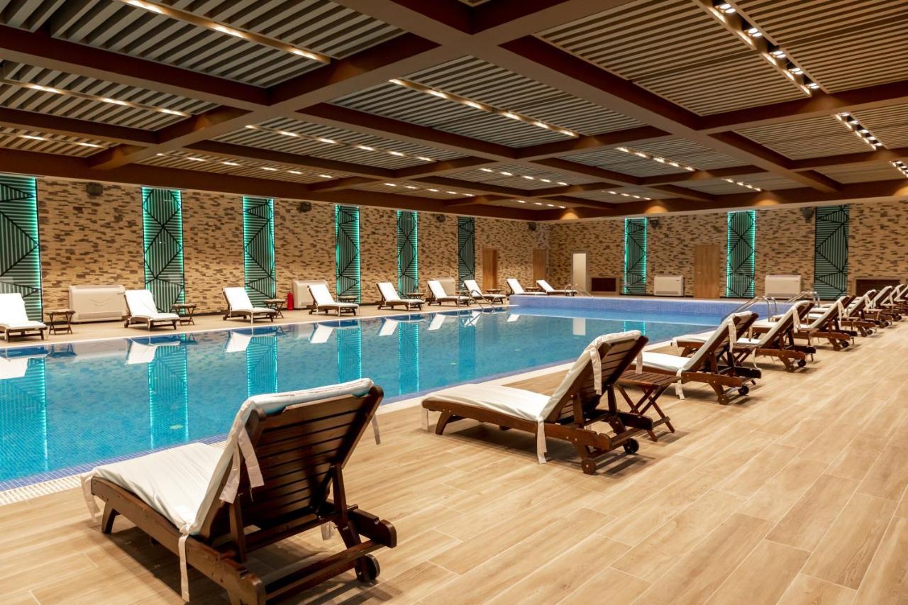 Wyndham Garden Burabay Hotell Exteriör bild