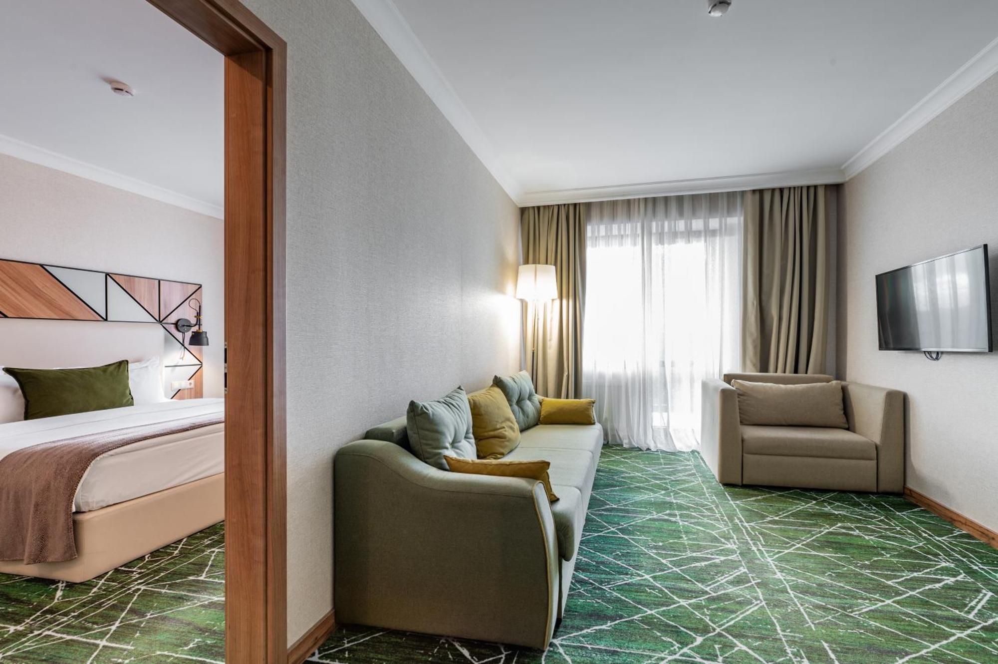 Wyndham Garden Burabay Hotell Exteriör bild